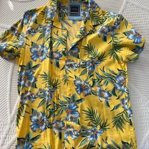 Mens Button Up Short Sleeve Shirt